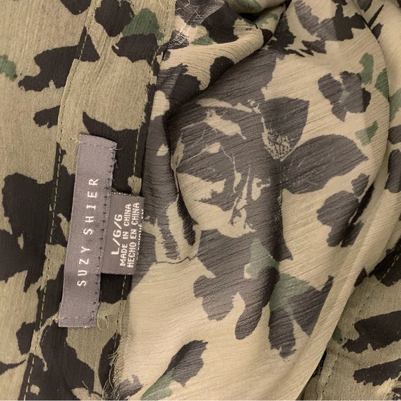 Suzy Shier Blouse - Picture 4 of 6